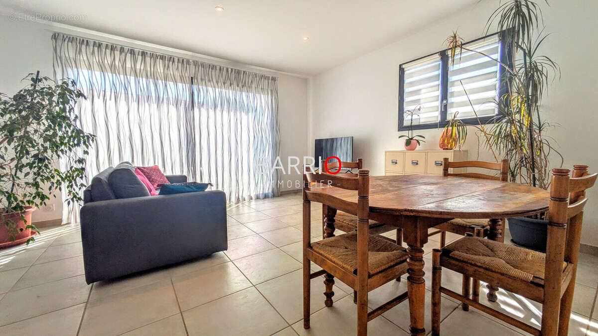 Maison à LAROQUE-DES-ALBERES