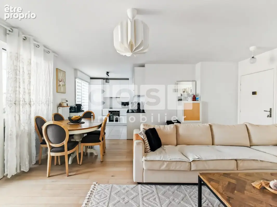 Appartement à COLOMBES