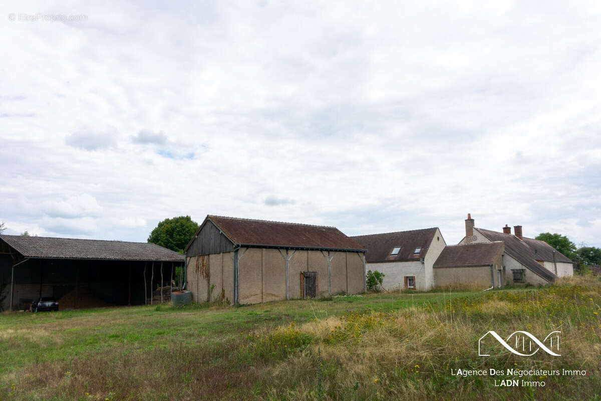 Maison à SAINT-MARTIN-D'ABBAT