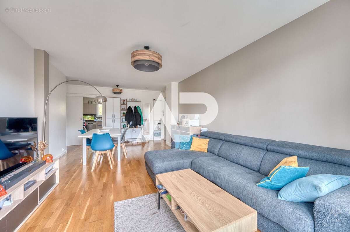 Appartement à RUEIL-MALMAISON
