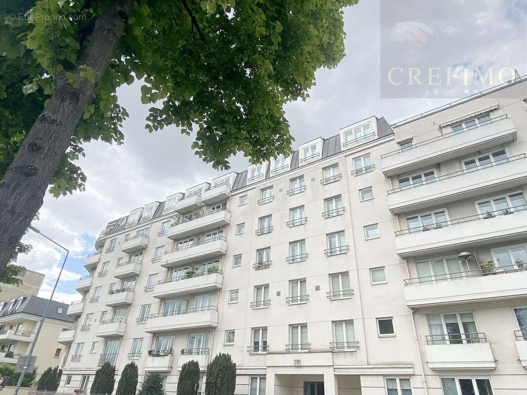 Appartement à ASNIERES-SUR-SEINE