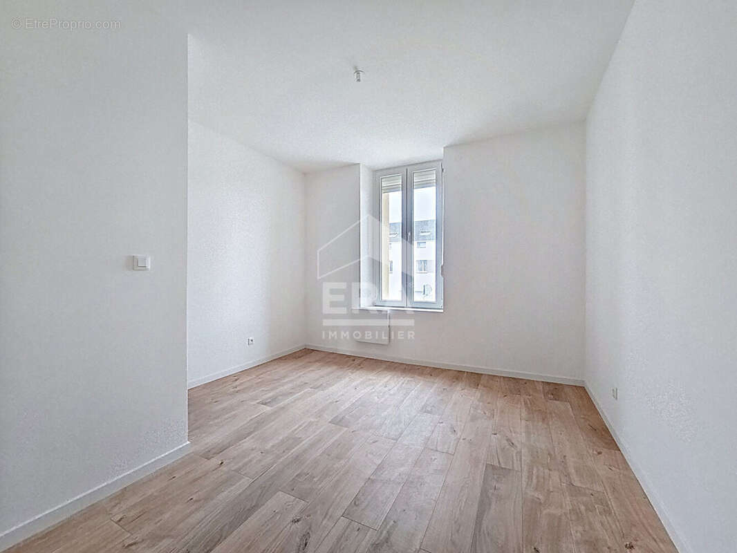 Appartement à LEXY