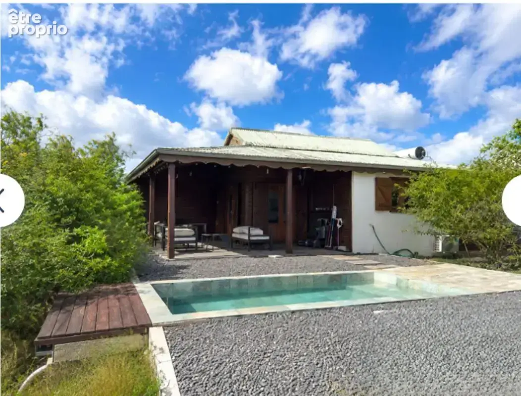 Villa T4 78 m2 de plain-pied avec piscine au Lamentin - photo 2