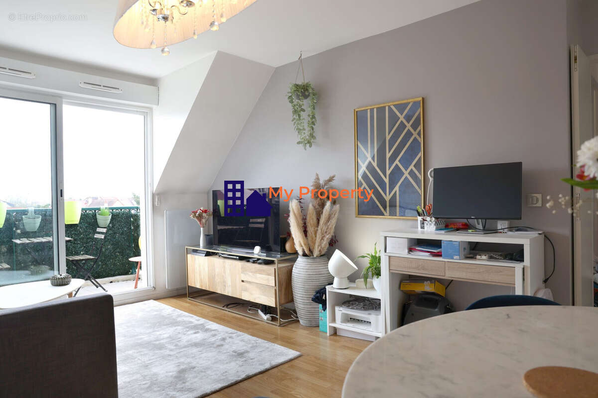 Appartement à CARRIERES-SUR-SEINE