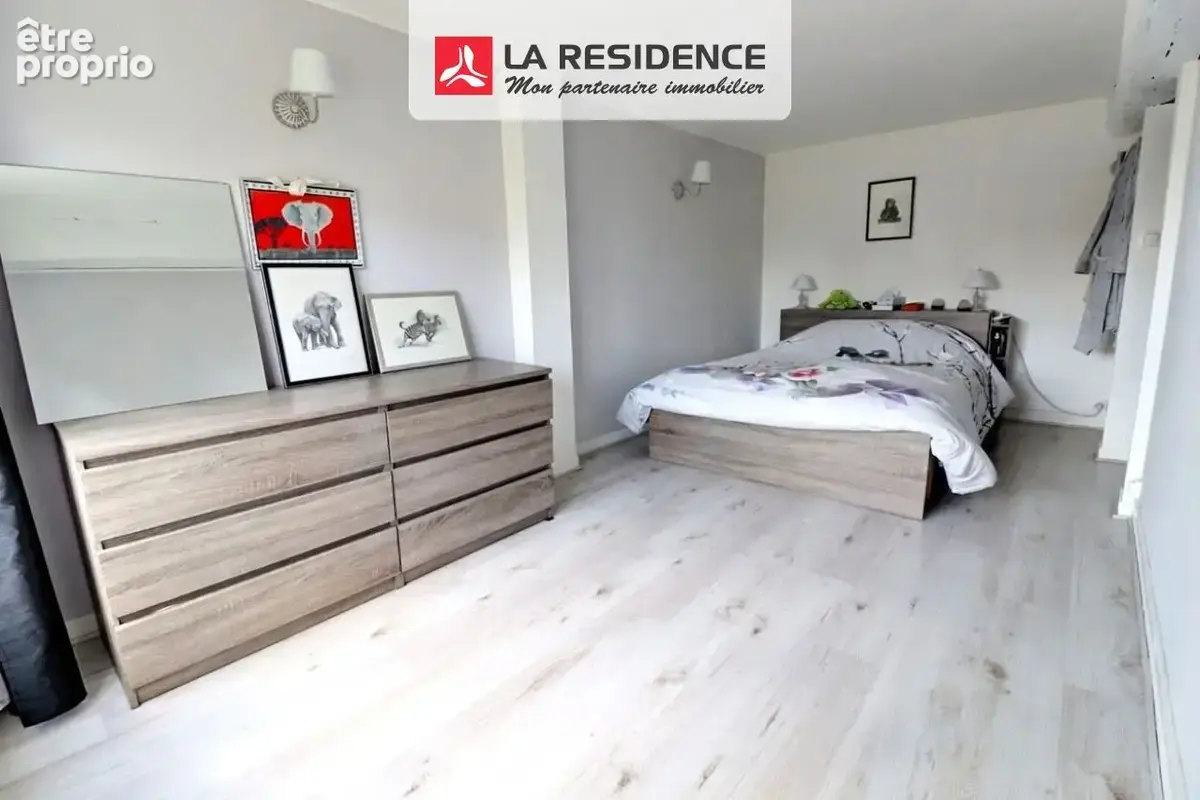 Maison 5 pièces 144 m² à vendre à Pont-De-L'arche (27340) - photo 7