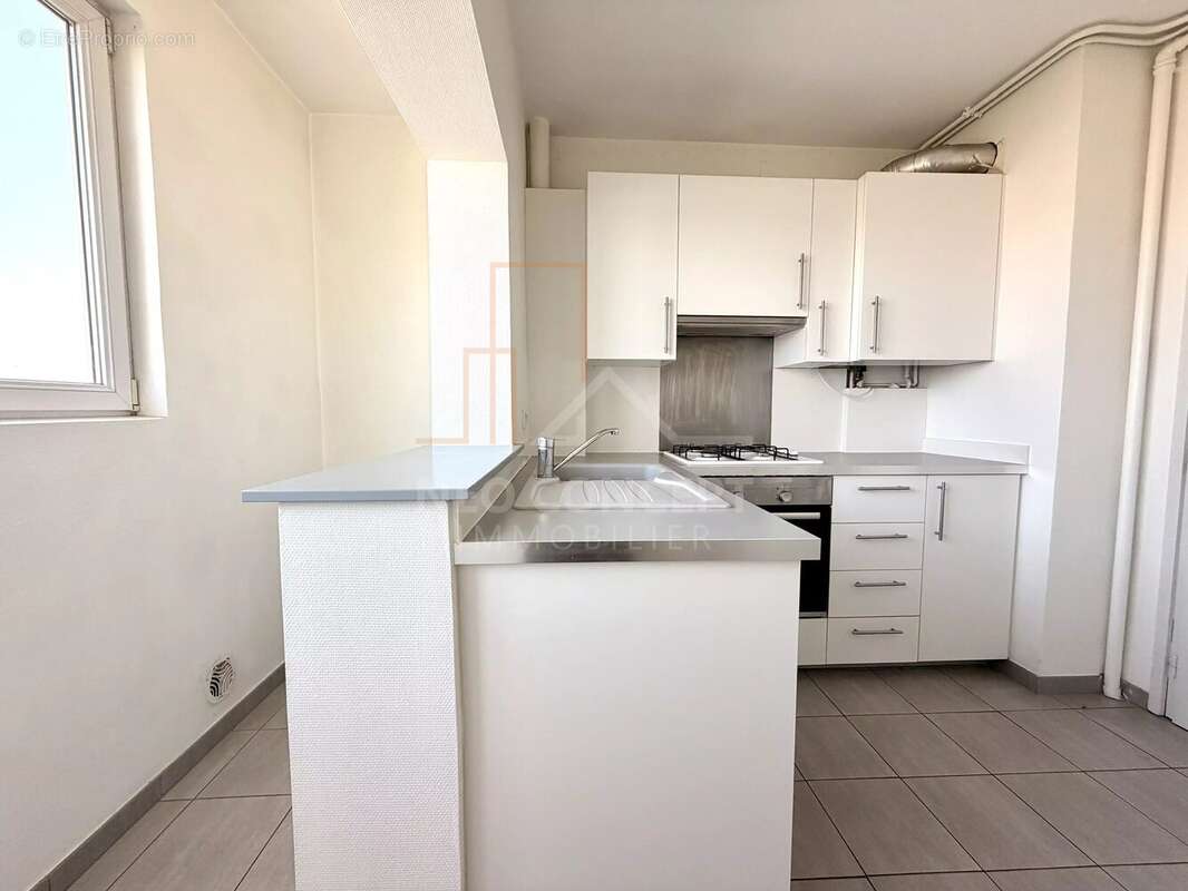 Appartement 4 pièces 76m² à Strasbourg Esplanade - photo 2