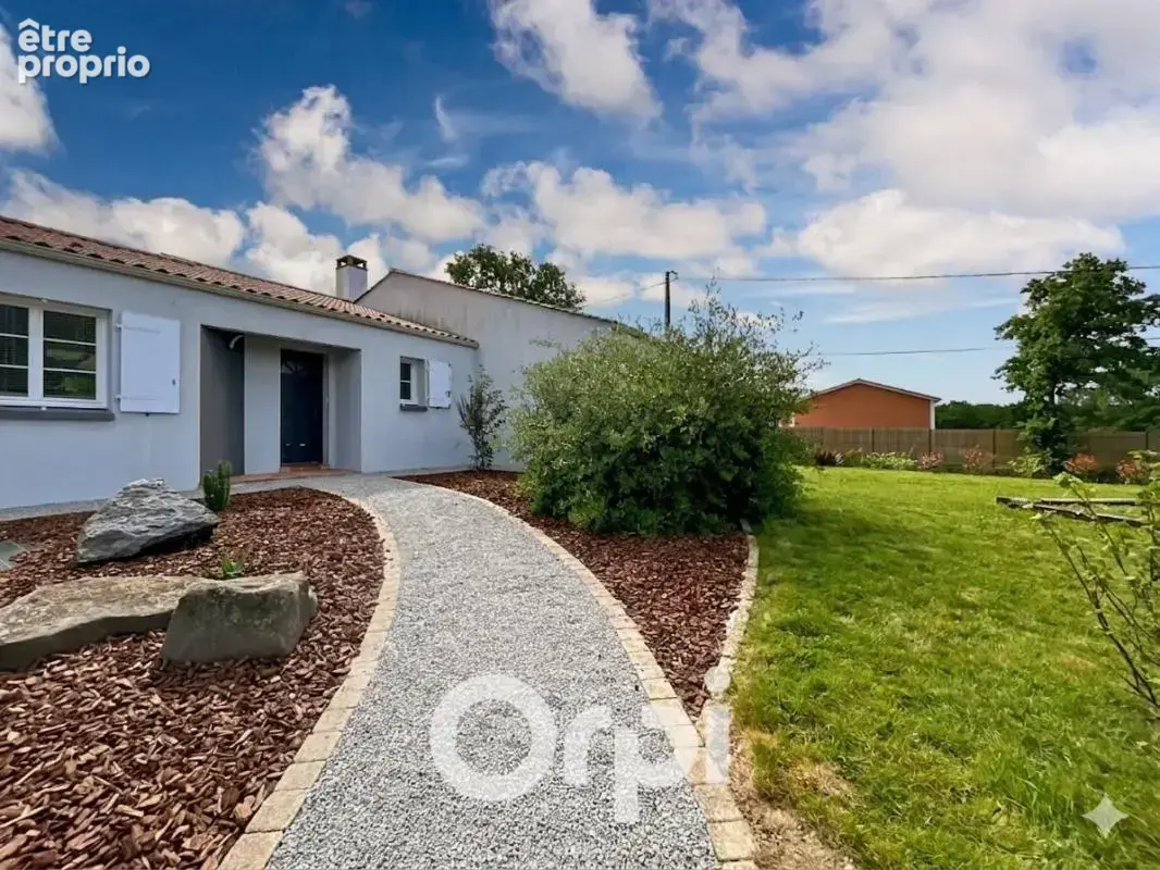 EXCLUSIVITE : Confort, luminosité et grand terrain à La Roche-sur-Yon - photo 9