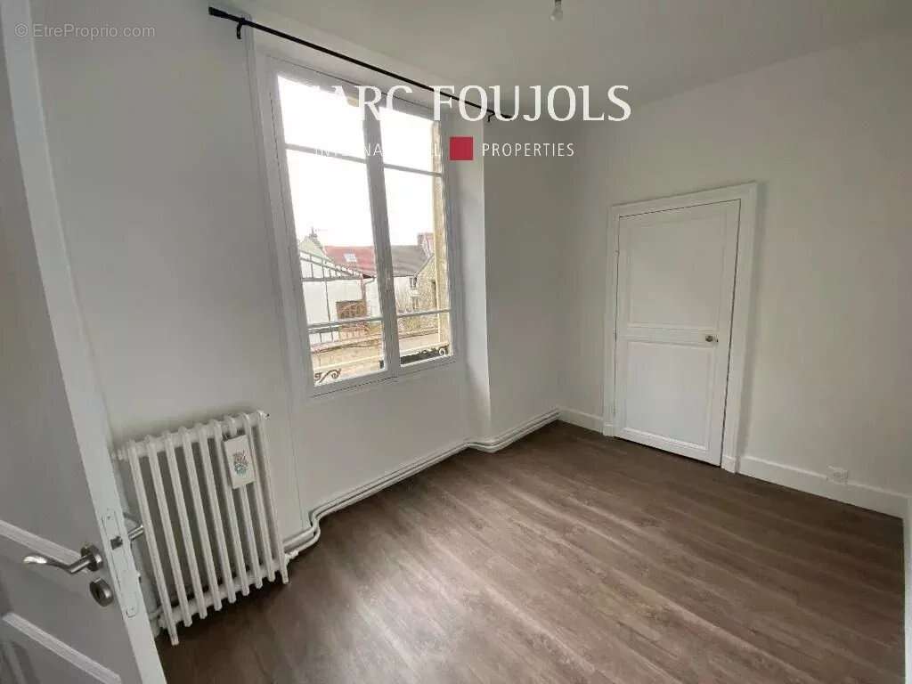Senlis - Appartement avec garage - photo 8