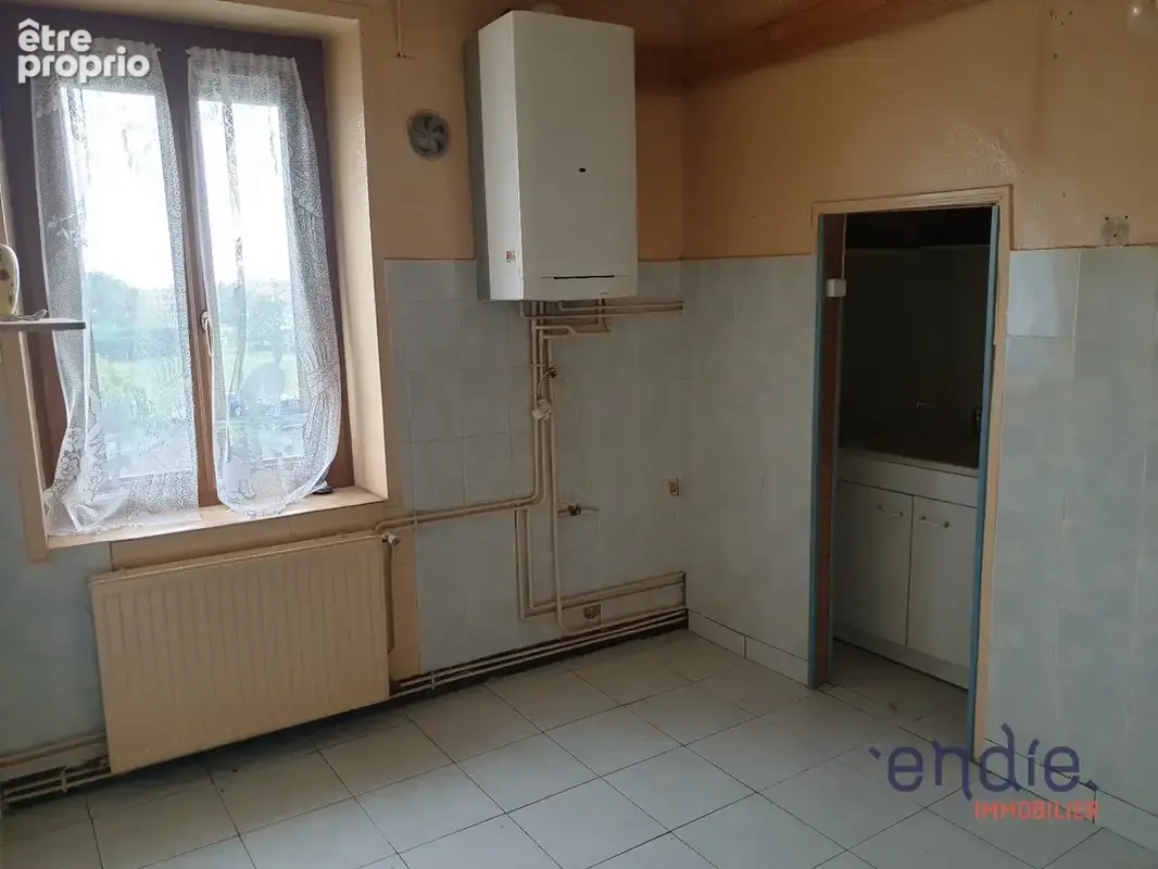 Appartement 4 pièces (76 m²) en vente à COMMENTRY - photo 5