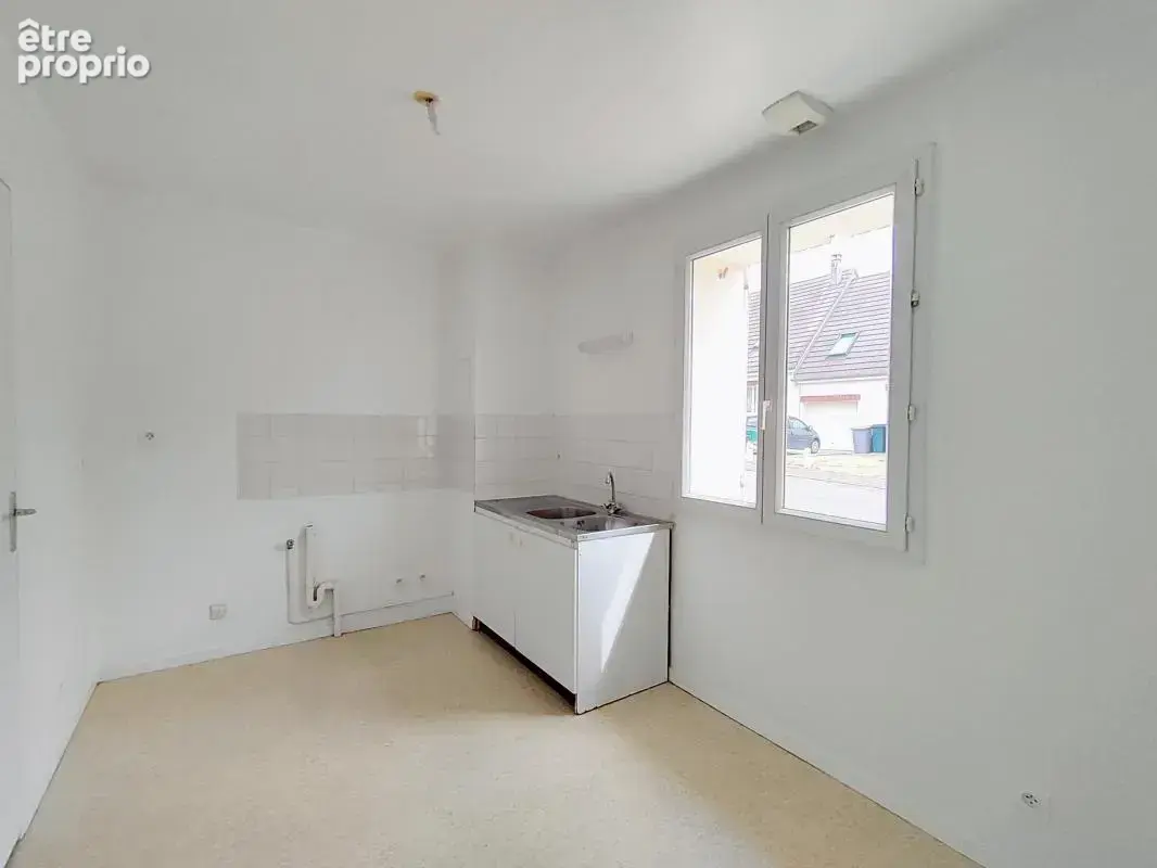 Maison T4 82m² - Grandvilliers - 4635.1.17.17 - photo 3