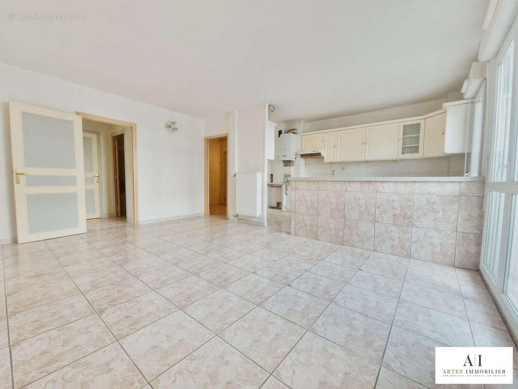 Appartement à MONTELIMAR