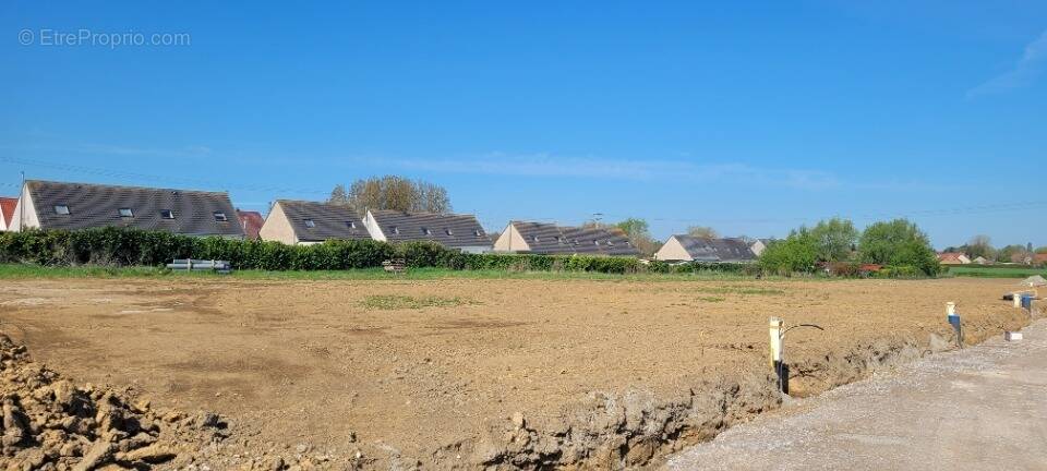 Terrain à AUDRUICQ
