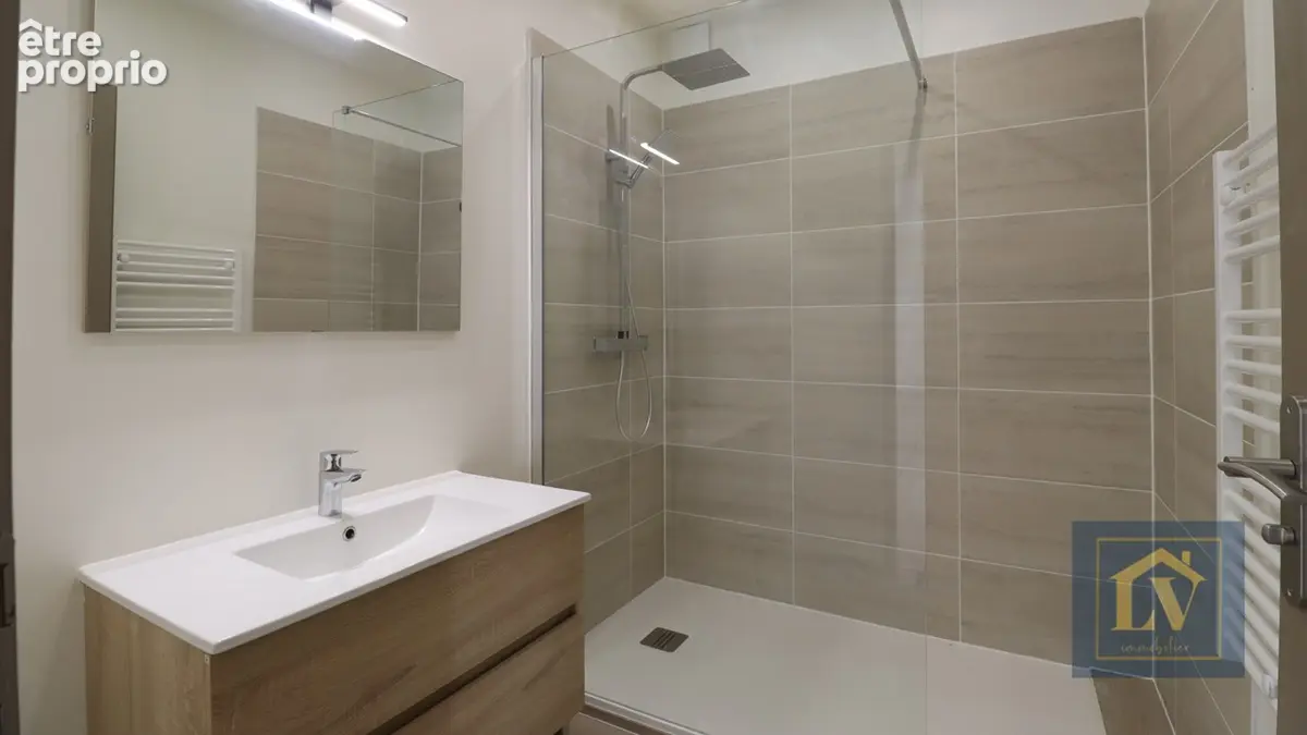 A vendre spacieux T3 avec place de stationnement dans garage - photo 8