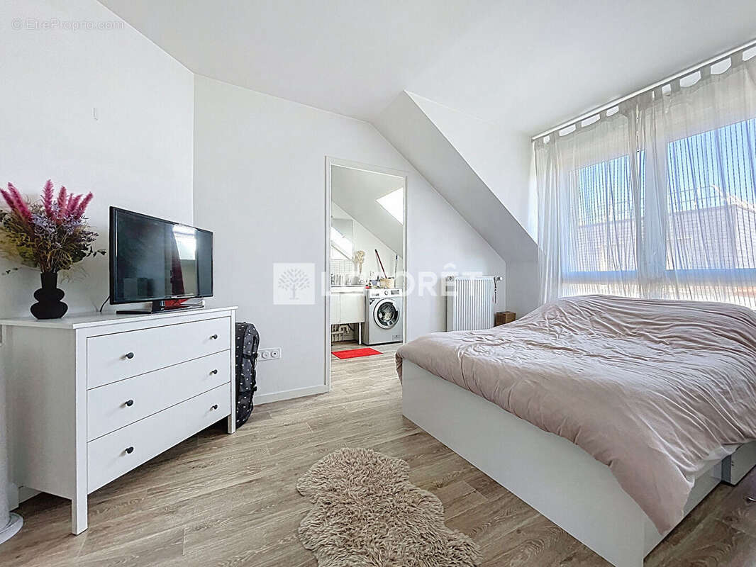 Appartement à CHILLY-MAZARIN