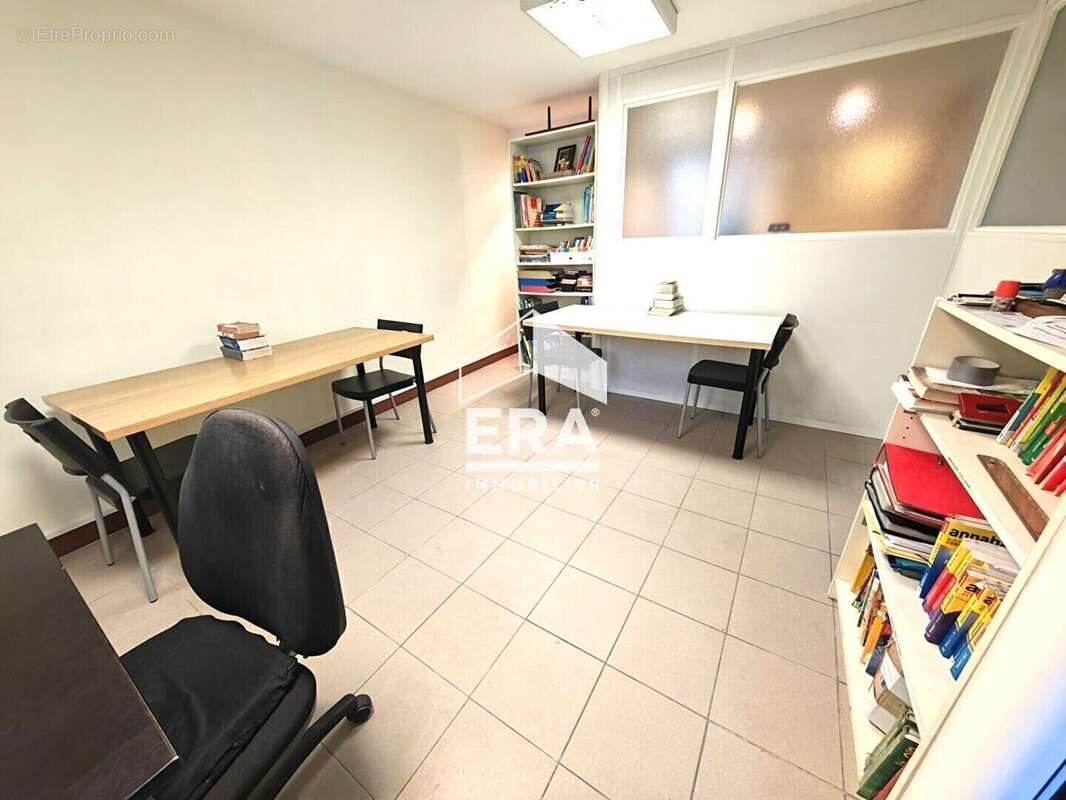 Local commercial 56m² à marseille 4e arrondissement - photo 11