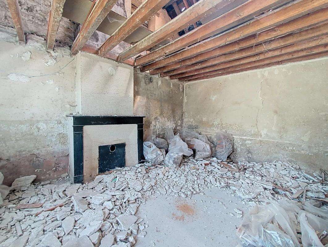 Maison à BONNEUIL-EN-VALOIS