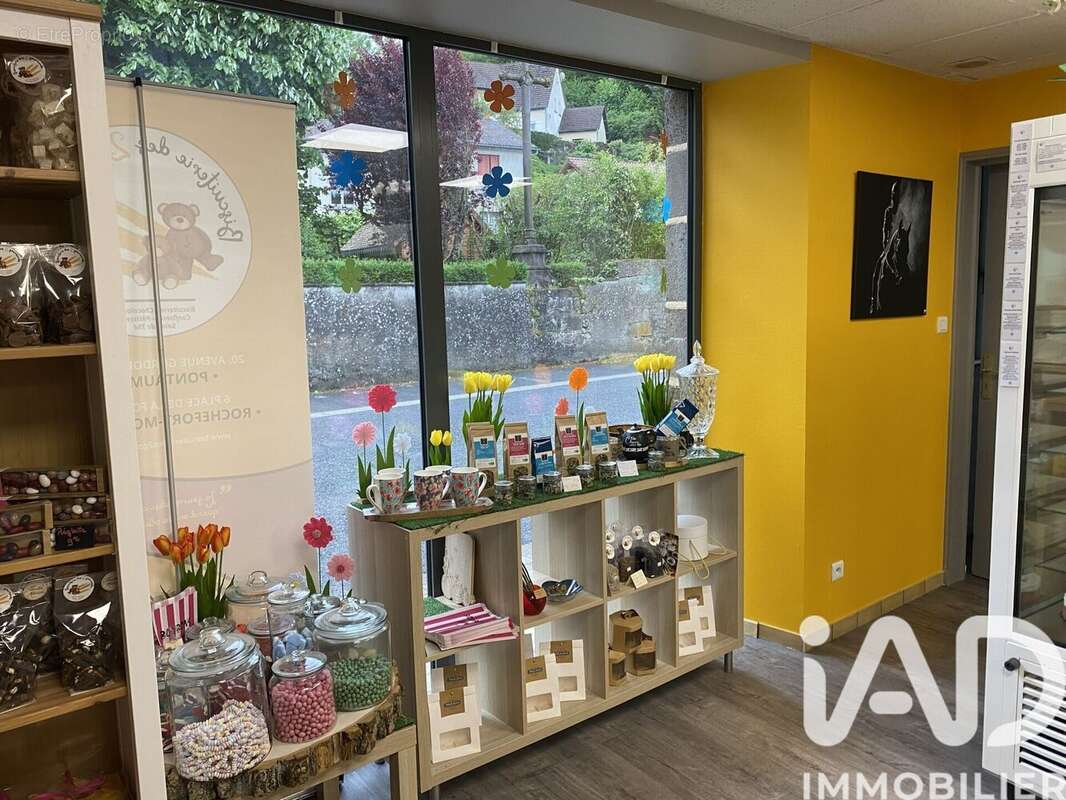 Photo 4 - Commerce à ROCHEFORT-MONTAGNE