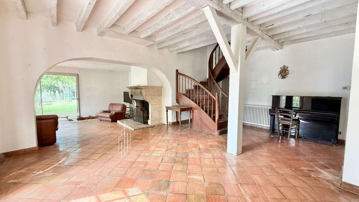 Maison à CHEYSSIEU