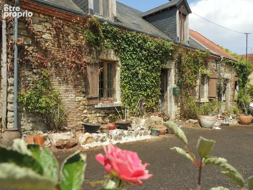 Maison 5 pièces 102 m² à vendre à Argenton-Sur-Creuse (36200) - photo 2