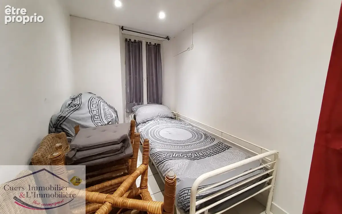CUERS - appartement T2/3 - photo 5