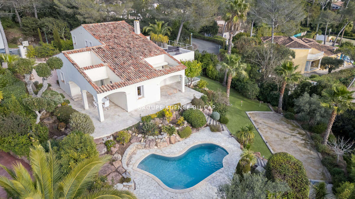 Maison à SAINT-RAPHAEL