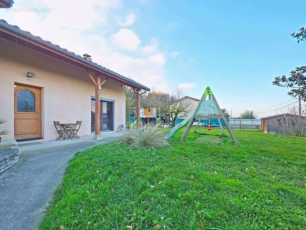 Maison à OYTIER-SAINT-OBLAS