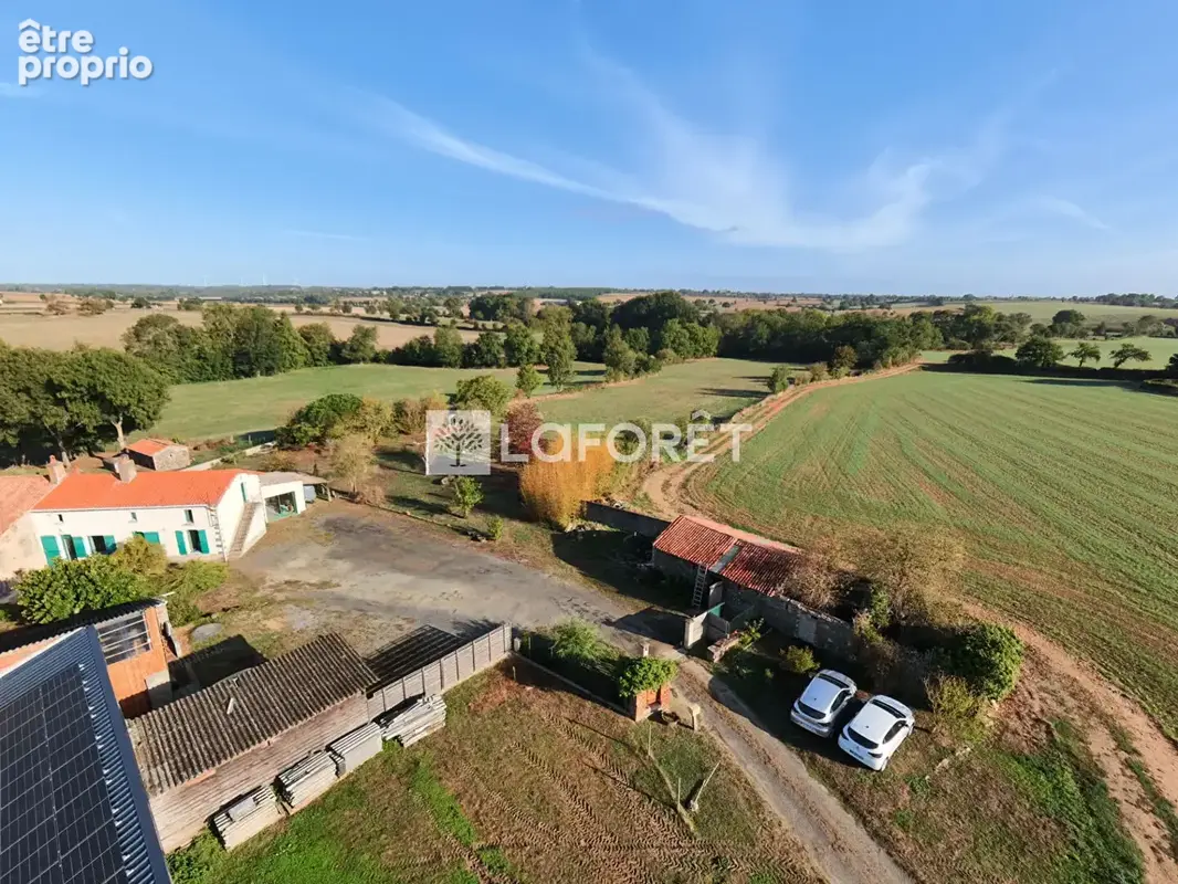 Maison de campagne   CORON - photo 2