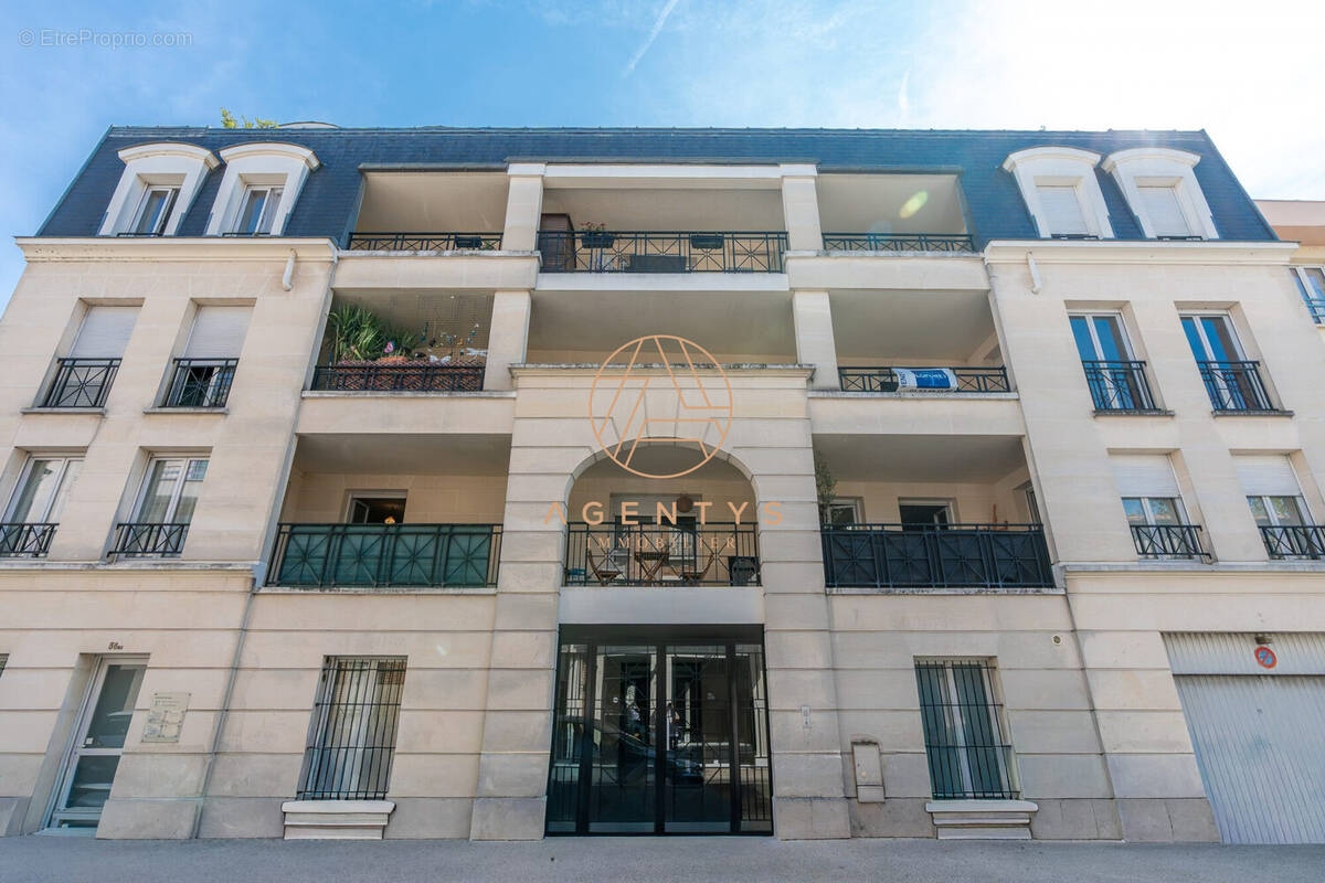 Appartement à LE PERREUX-SUR-MARNE