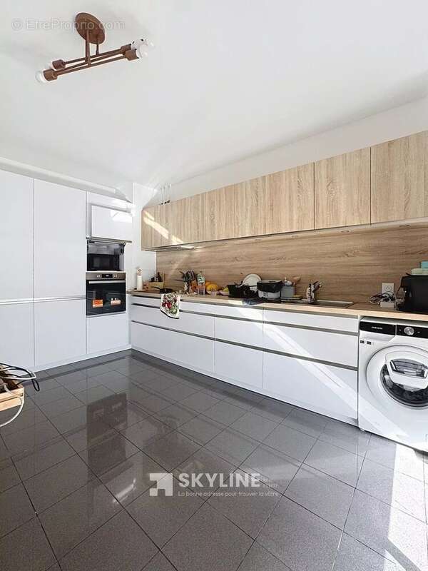 Appartement à MARSEILLE-8E