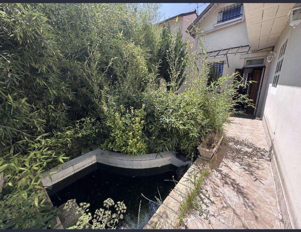 Maison à VILLETANEUSE