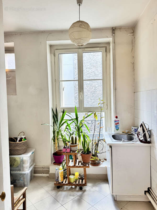 Appartement à PARIS-14E