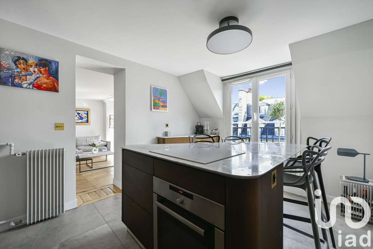 Photo 6 - Appartement à PARIS-8E