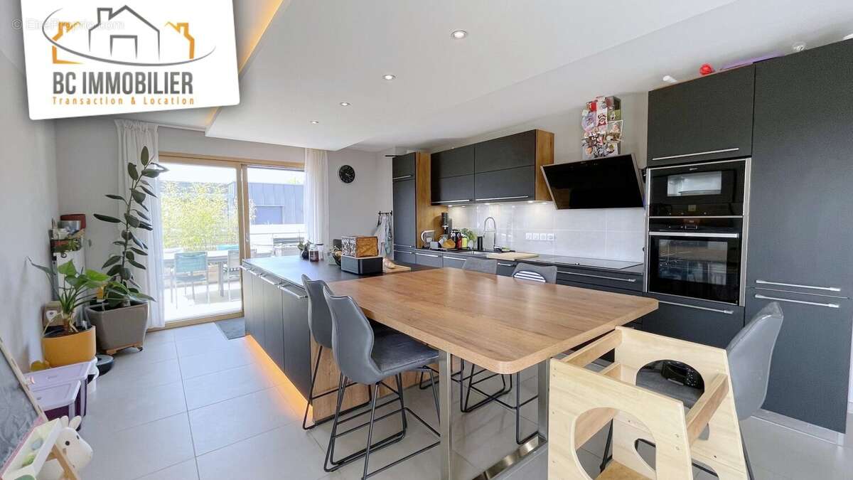 Appartement à ORNEX