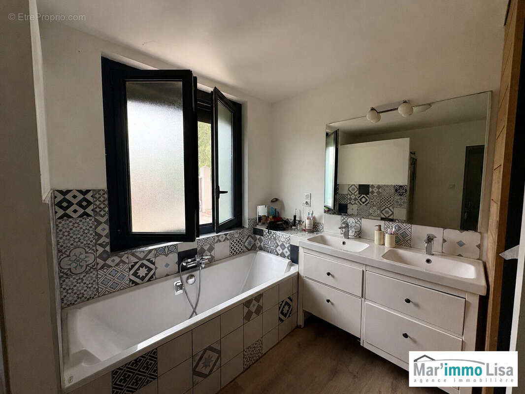 Maison 78 m² à Salon-De-Provence  - photo 8