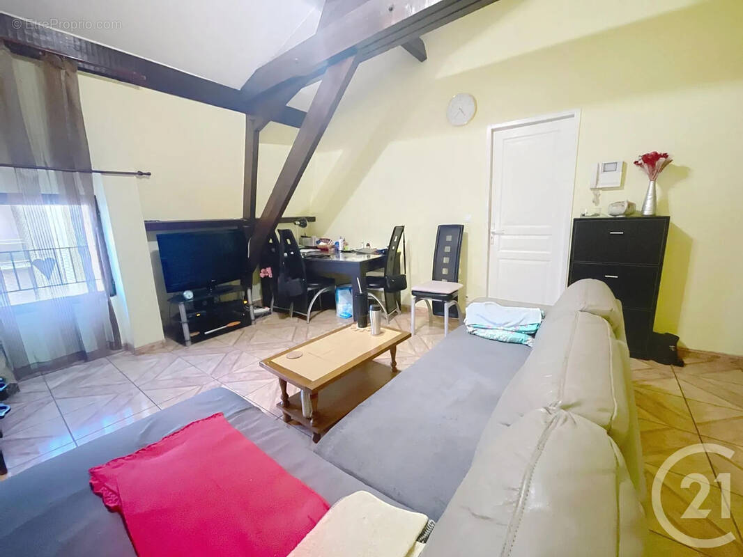 Appartement à MELUN