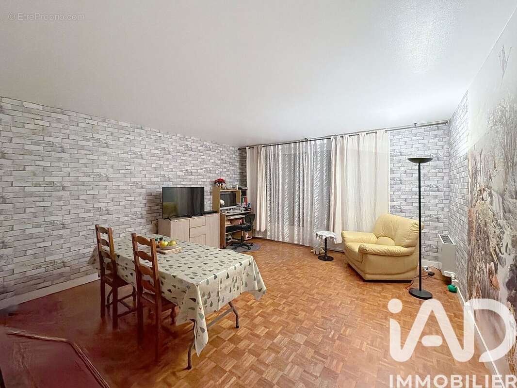 Photo 3 - Appartement à MONTLIGNON