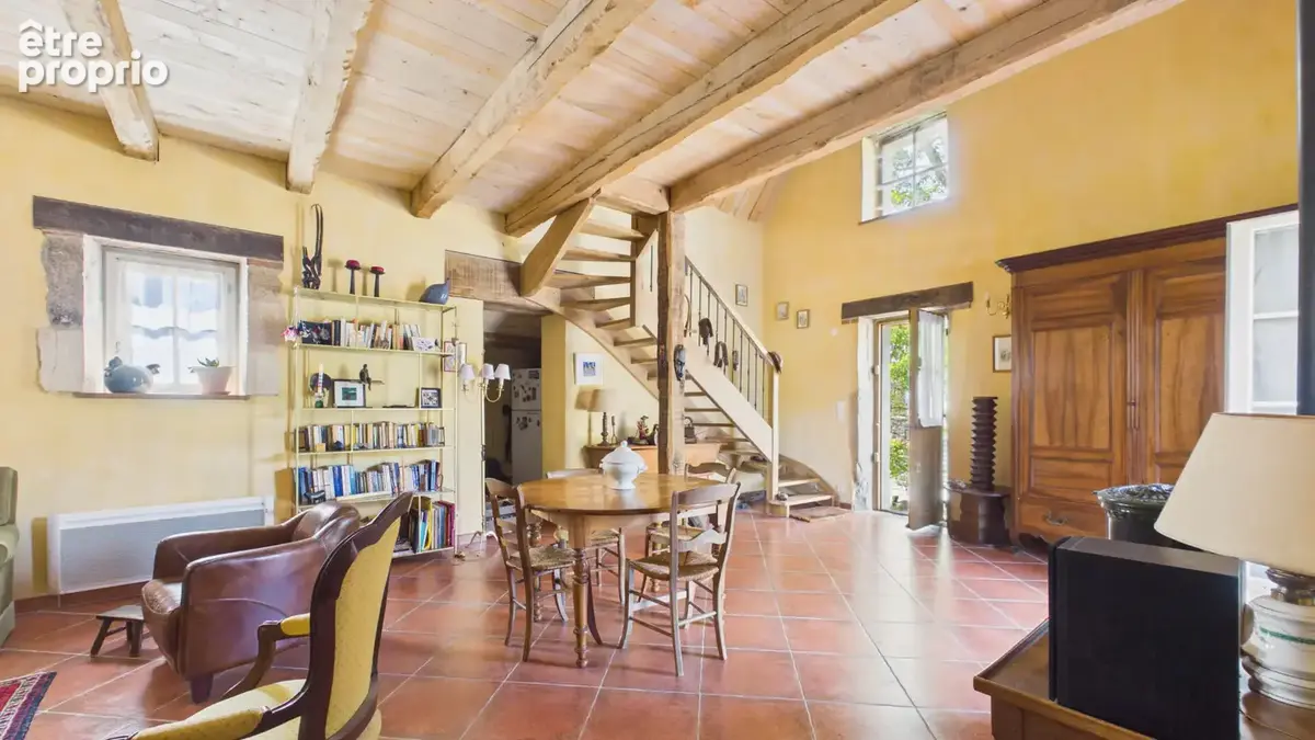 Propriété de caractère avec maison d'amis sur 15 hectares - photo 25