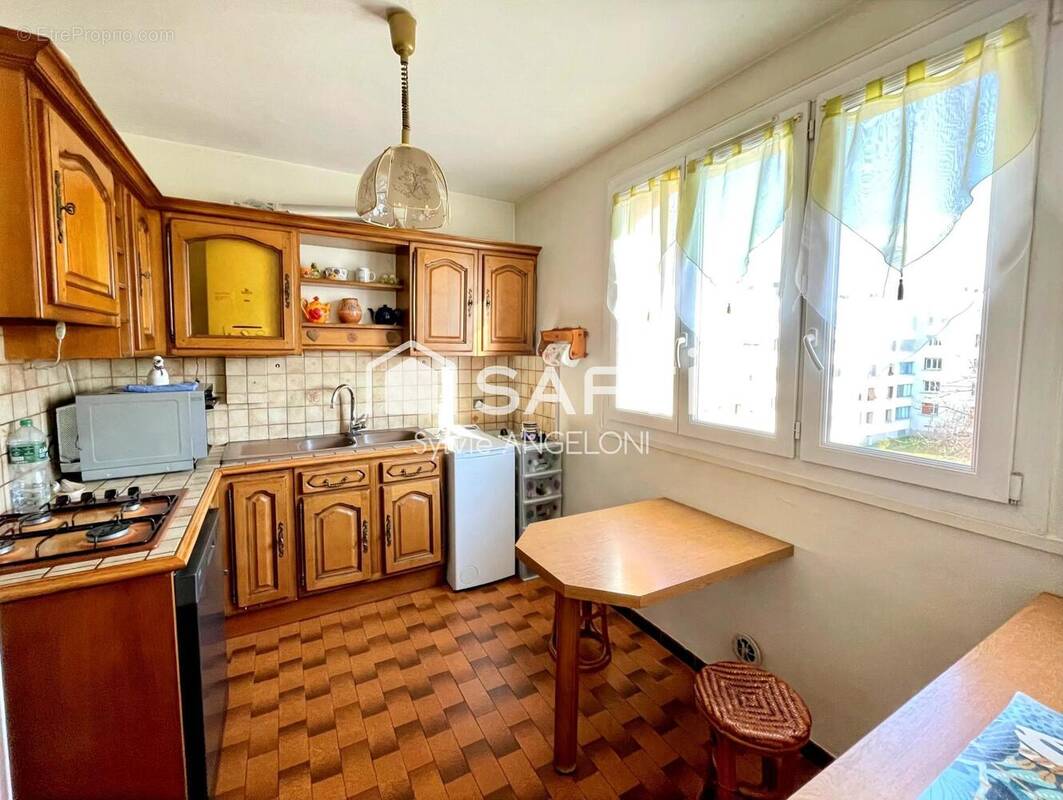 Photo 1 - Appartement à VENISSIEUX