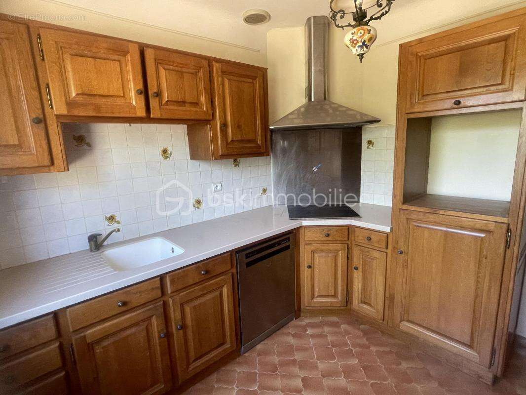 Maison à BAGNOLS-SUR-CEZE