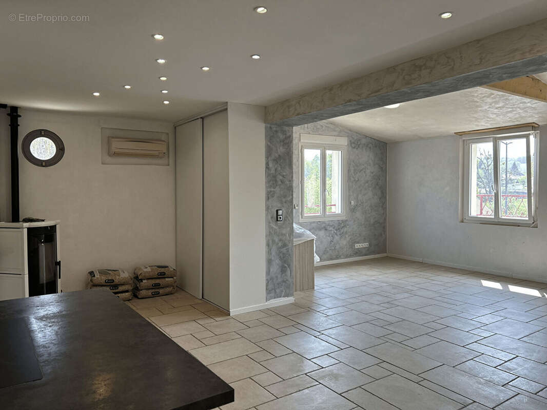 Maison à BERCENAY-EN-OTHE