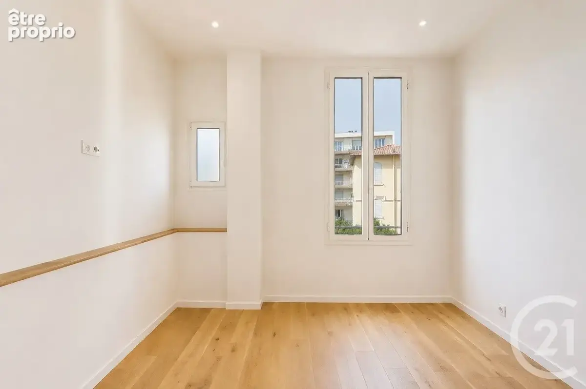 Appartement 3 pièces 59 m² à vendre à Nice (06100) - photo 10