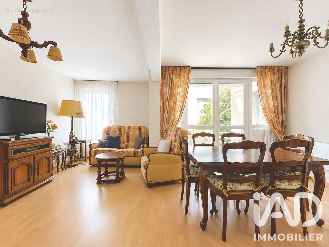 Appartement 85 m² à Rosny-Sous-Bois  - photo 2