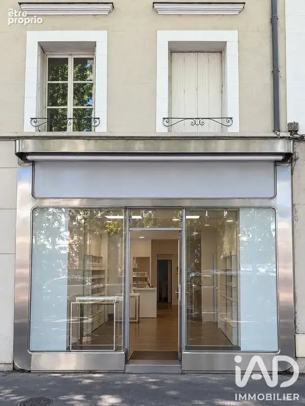 Photo 1 - Commerce à TOURS