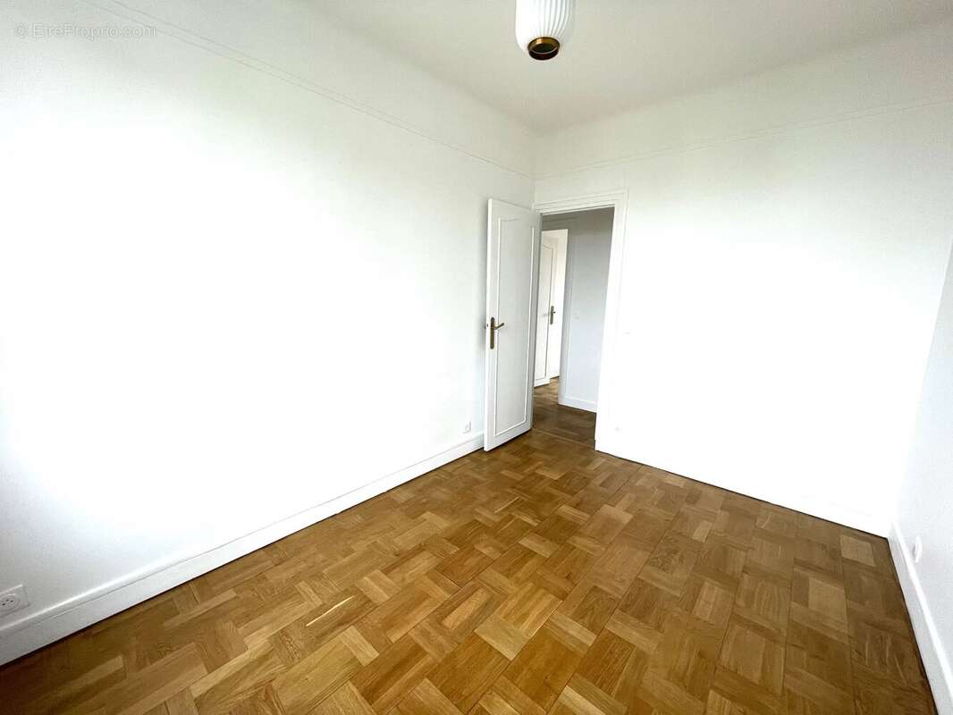 Appartement à COLOMBES