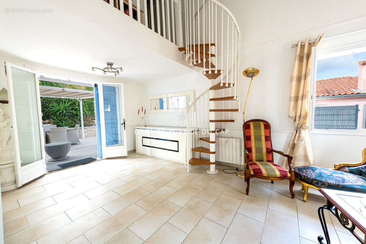 Maison à SAINT-RAPHAEL