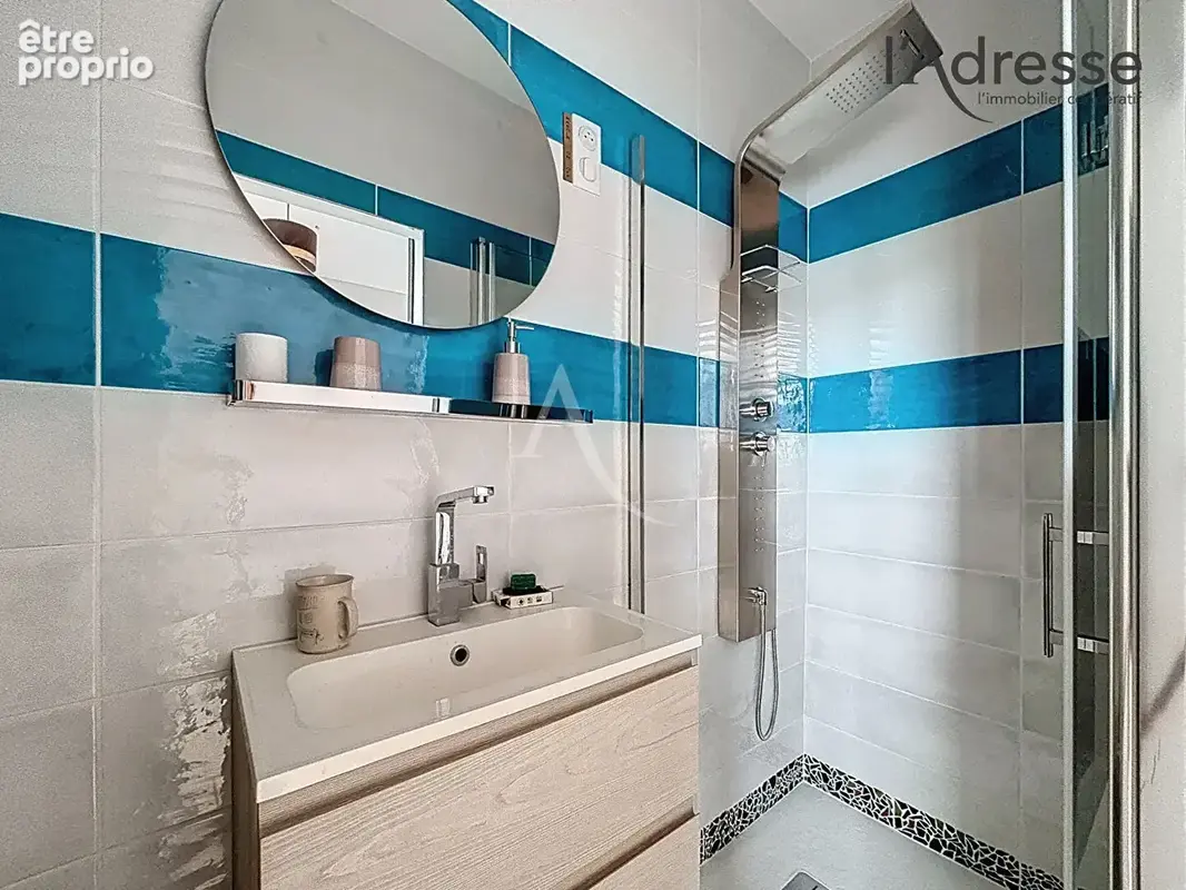 Suresnes Hyper Centre - Appartement 3 Pièces 59m² -  Charme de l'ancien - Cave - photo 7