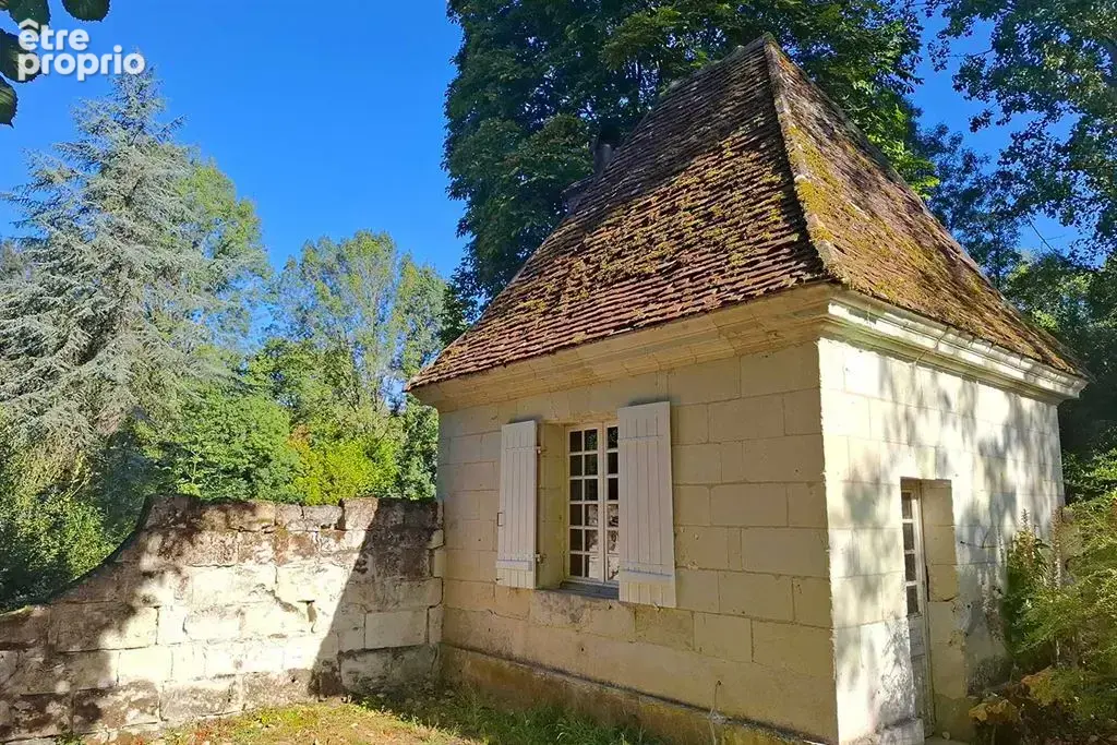 Centre-Val de Loire – Athée-sur-Cher (37270), Indre-et-Loire, près de Tours – Maison de maître de 230 m², 5 chambres, parc de 2, - photo 19