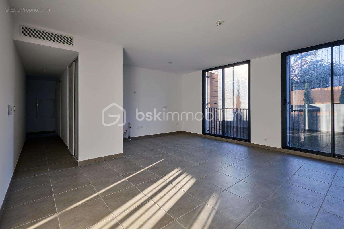 Appartement T3 neuf avec terrasse et vue jardin – Prestations de qualité – Secteur des Pins - photo 5