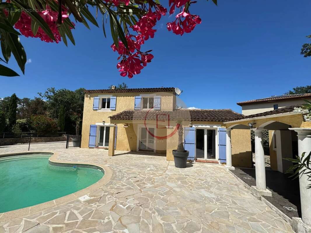 Maison à LES ADRETS-DE-L'ESTEREL