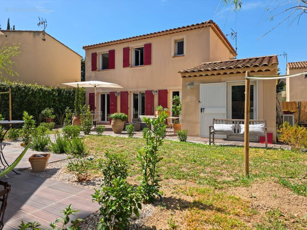 Maison à MAUSSANE-LES-ALPILLES